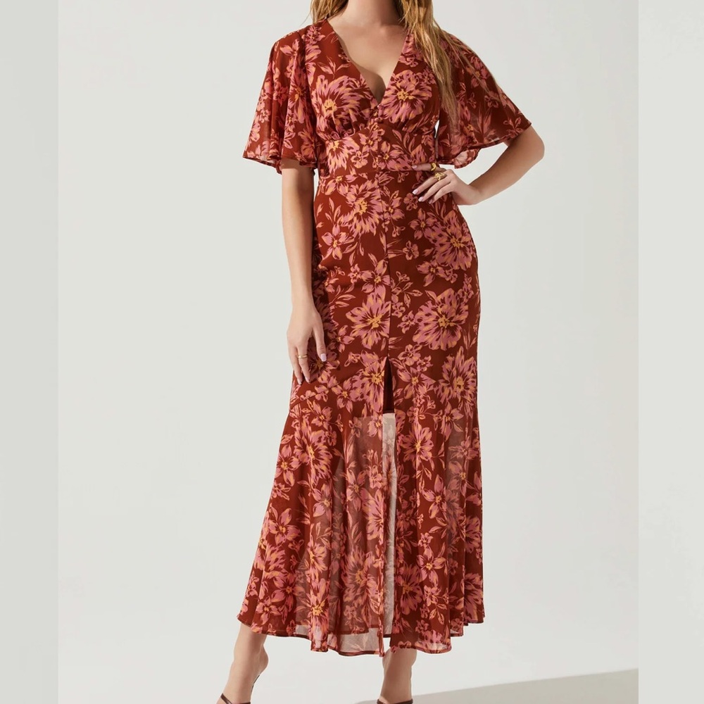 Astr The Label Floral Maxi Dress